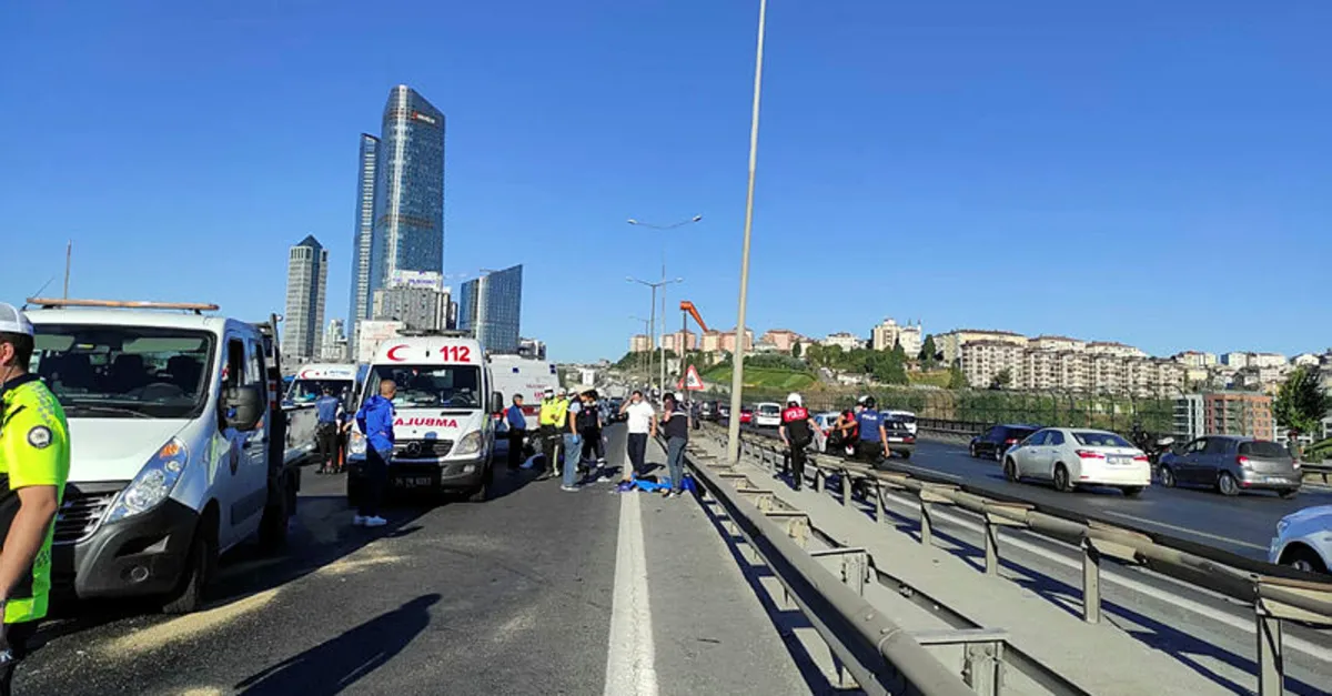 TEM'de feci kaza! Trafik Mahmutbey yönünde durma noktasına getirdi