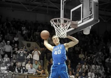 Marshall Plumlee'nin ilk NBA maçı film gibi