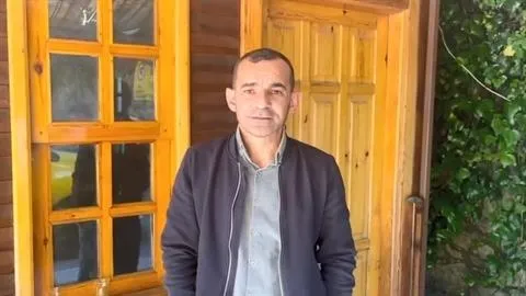 taksicinin-musterisinin-yumruklu-saldirisina-ugramasi-kamerada-1716828506112.jpeg Taksici dehşeti daha! Müşterisinin yumruklu saldırısına uğradı | Neye uğradığını şaşırdı - 2