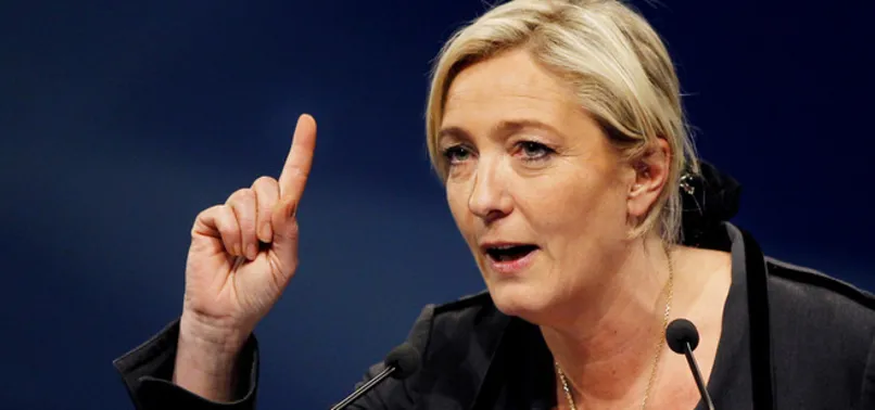 Le Pen'e 30 bin avro para cezası