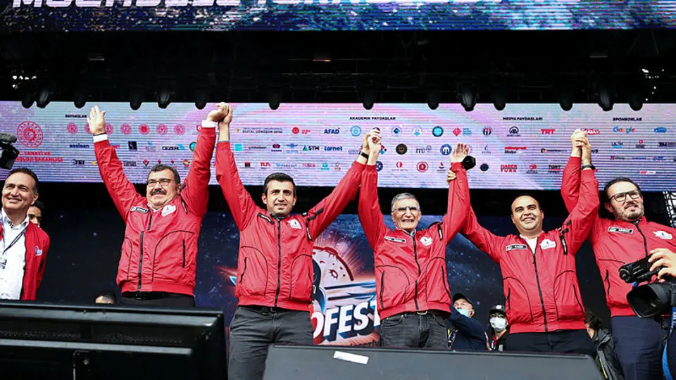 Nobel ödüllü Türk bilim insanı Aziz Sancar TEKNOFEST’e katıldı