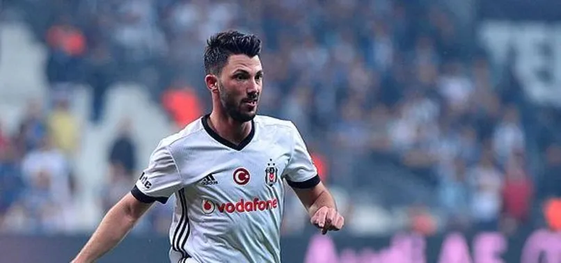 Beşiktaş ve Fenerbahçe arasında Tolgay pazarlığı