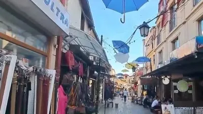 Üsküplüler bayramı meydanlarda kutladı