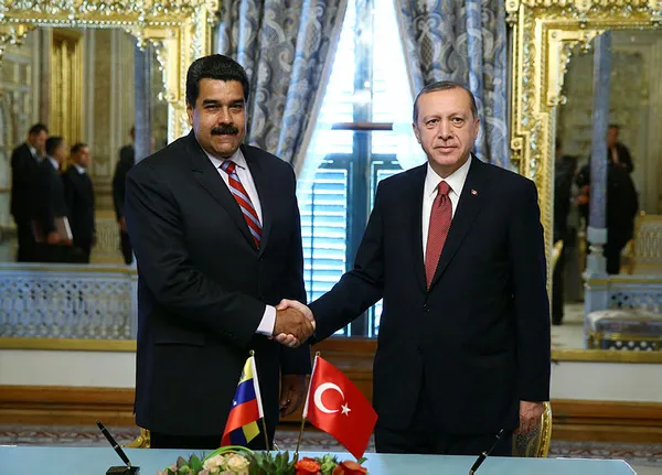 Venezuela Devlet Başkanı Nicolas Maduro Türk heyetini kabul etti! Başkan Erdoğan’a övgü dolu sözler: Türk halkı bilmelidir ki o koca yüreklidir