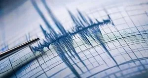 Endonezya’da 6,5 büyüklüğünde deprem
