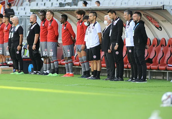fatih-karagumrukten-adana-demirspora-farkli-tarife-i-fatih-karagumruk-4-0-adana-demirspor-mac-sonucu-ozet-1631376030854.jpg Fatih Karagümrük'ten Adana Demirspor'a farklı tarife I Fatih Karagümrük 4-0 Adana Demirspor (MAÇ SONUCU-ÖZET) - 3