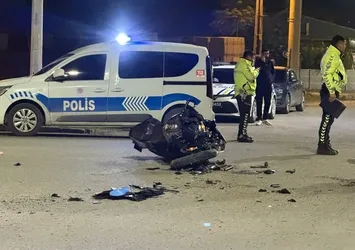 Iğdır'da motosikle ile otomobil sürücüsü çarpıştı: 2 yaralı