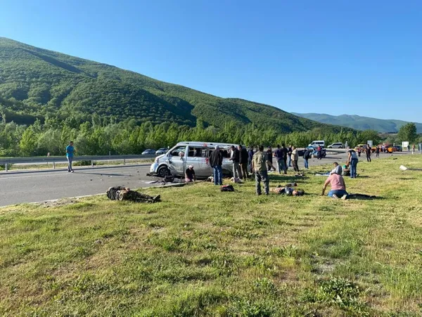 Tokat’ta katliam gibi kaza! 2 ölü, 12 yaralı
