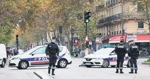 Türk aile ölümden döndü! Fransız polisi saldırganları korudu