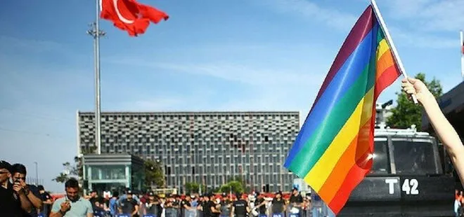 CHP’li İBB’den cuma namazı saatinde zorunlu LGBT eğitimi