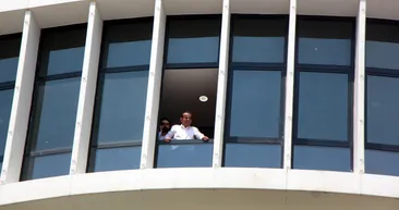 CHP’li Tanju Özcan ahlaksız sözlerini protesto eden kadınlara böyle yanıt verdi