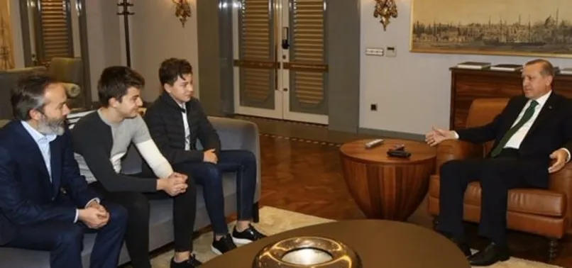 Erol Olçok'un oğlu Emir Olçok'tan duygulandıran paylaşım