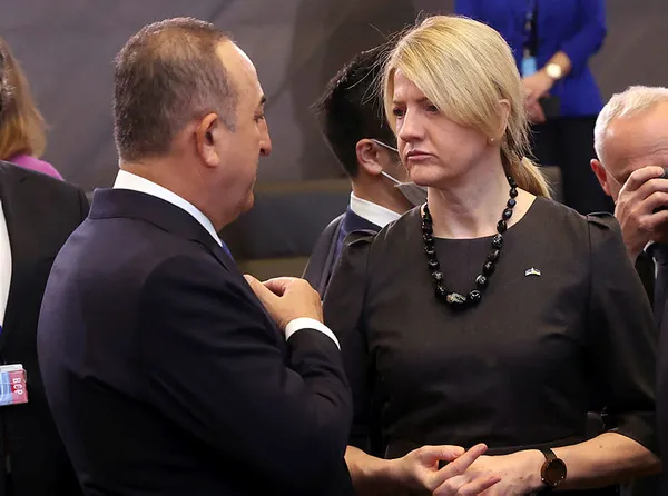 Son dakika: Dışişleri Bakanı Mevlüt Çavuşoğlu’nda NATO Dışişleri Bakanları Toplantısı’nda Rusya-Ukrayna açıklaması