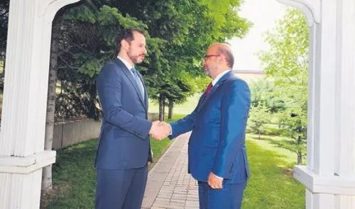 Enerji Bakanı Berat Albayrak: "Cumhurbaşkanlığı seçimi ikinci tura kalmaz" - 1
