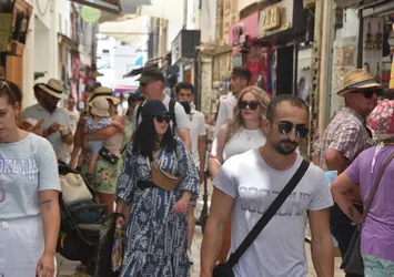 Türkiye'ye turist akını! 7 ayda 23 milyon yolcu