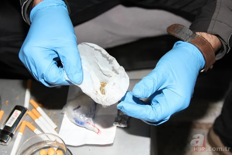 Operasyonu İçişleri Bakanı Süleyman Soylu yönetti! Bebek pusetinden uyuşturucu çıktı | Evlerinin çevresini de izliyorlarmış 14