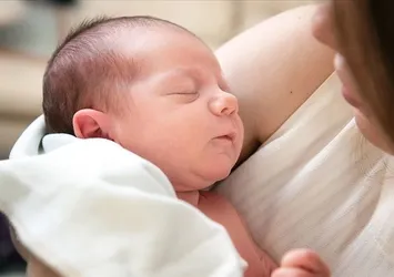 Emzirme annenin ruh sağlığını da koruyor