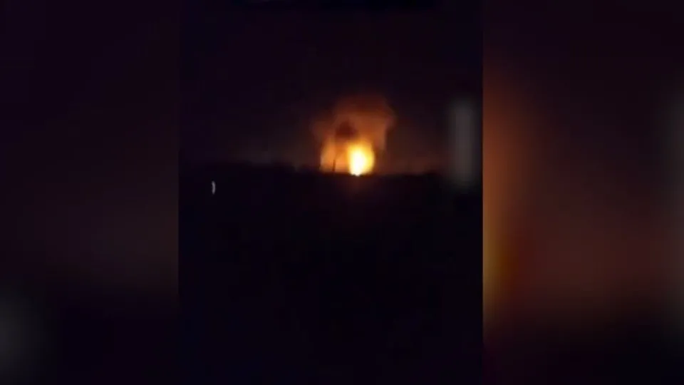 Refah’ta katliamın ilk anları! İşgalci İsrail savaş uçakları, sivillerin kaldığı çadırları şiddetli bir şekilde böyle bombaladı