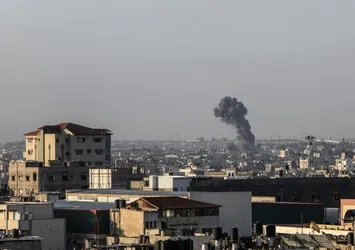 İsrail'in Refah kentine saldırısında 3 Filistinli öldü