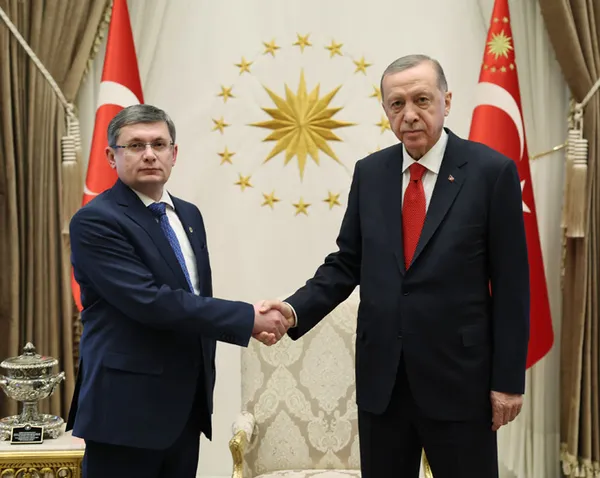 baskan-recep-tayyip-erdogan-moldova-meclis-baskani-igor-grosuyu-agirladi-1674743776228.jpg Başkan Recep Tayyip Erdoğan Moldova Meclis Başkanı Igor Grosu'yu ağırladı - 1