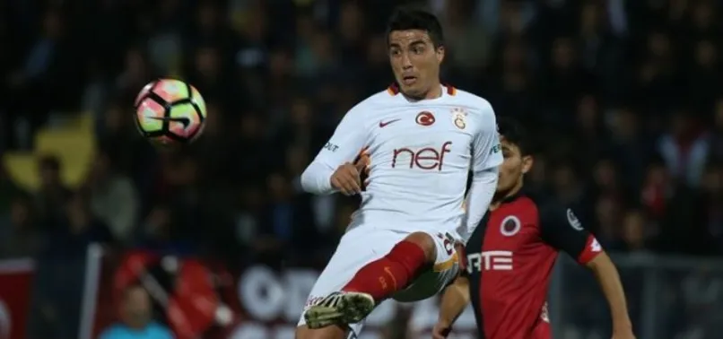 Wesley Sneijder'in boşluğu Josue ile dolacak