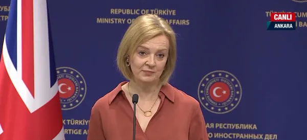 Son dakika: Dışişleri Bakanı Mevlüt Çavuşoğlu ve İngiliz mevkidaşı Liz Truss'tan önemli açıklamalar - 2