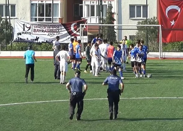 Saha bir anda ringe dönüştü - 1