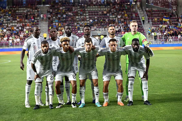 kieve-kartal-pencesi-dinamo-kiev-besiktas-2-3-mac-soncu-ozet-1692904479940.jpg Kiev’e Kartal pençesi! Dinamo Kiev – Beşiktaş: 2-3 (MAÇ SONCU ÖZET) - 6