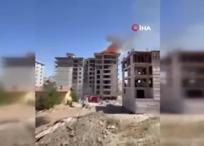 Elazığ’da inşaatta yangın