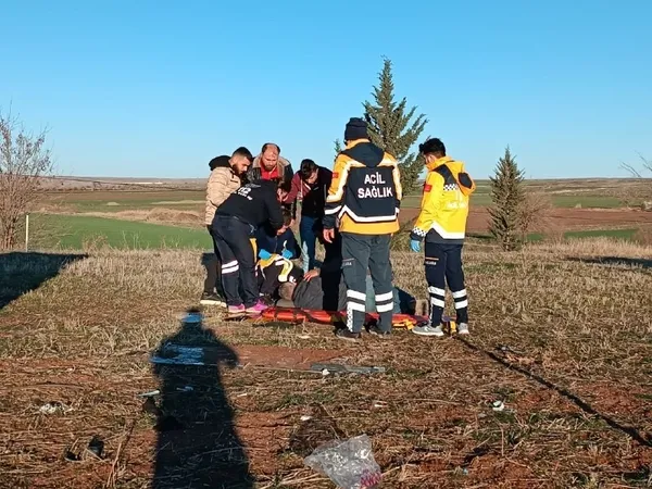 gaziantepte-feci-kaza-ogrenci-servisi-ile-bir-arac-carpisti-cok-sayida-yarali-var-1672899183476.jpg Gaziantep’te feci kaza! Öğrenci servisi ile bir araç çarpıştı: Ölü ve yaralılar var - 3