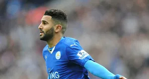 Yıldız futbolcu Mahrez’i yakın takibe aldılar
