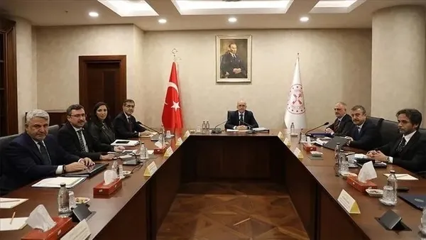 Bakan Şimşek başkanlığında Finansal İstikrar Komitesi toplandı! Finansal istikrarda emin adımlarla...