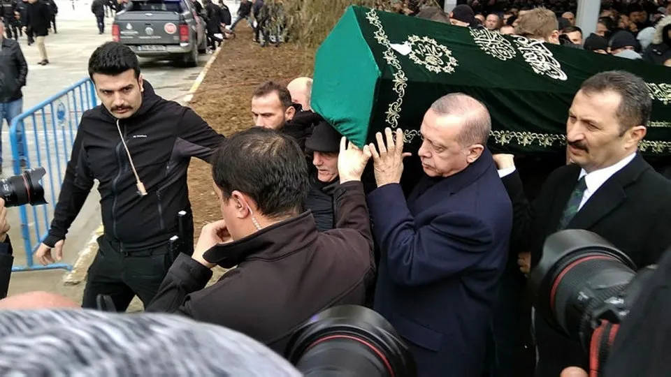 Başkan Erdoğan Kartal’da hayatını kaybedenlerin cenaze törenine katıldı