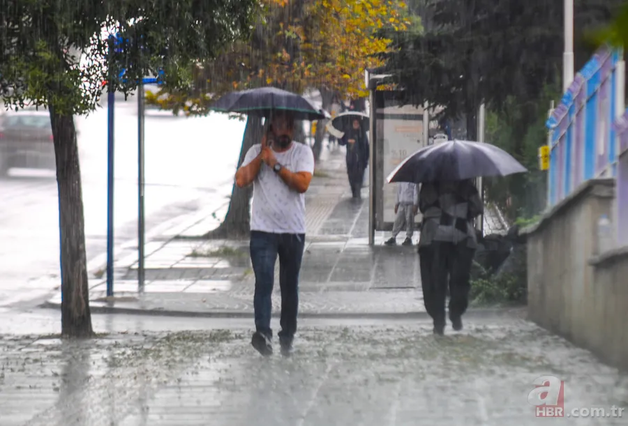 Yeni yağışlı sistem geliyor: Meteoroloji’den Marmara’ya kuvvetli fırtına uyarısı! İstanbul için saat verildi 3