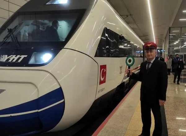 Son dakika: Ankara-Sivas YHT hattının performans testlerini yapacak tren yola çıktı