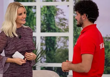 Esra Erol'da sürpriz konuk!