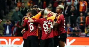 Muslera direndi Aslan güldü