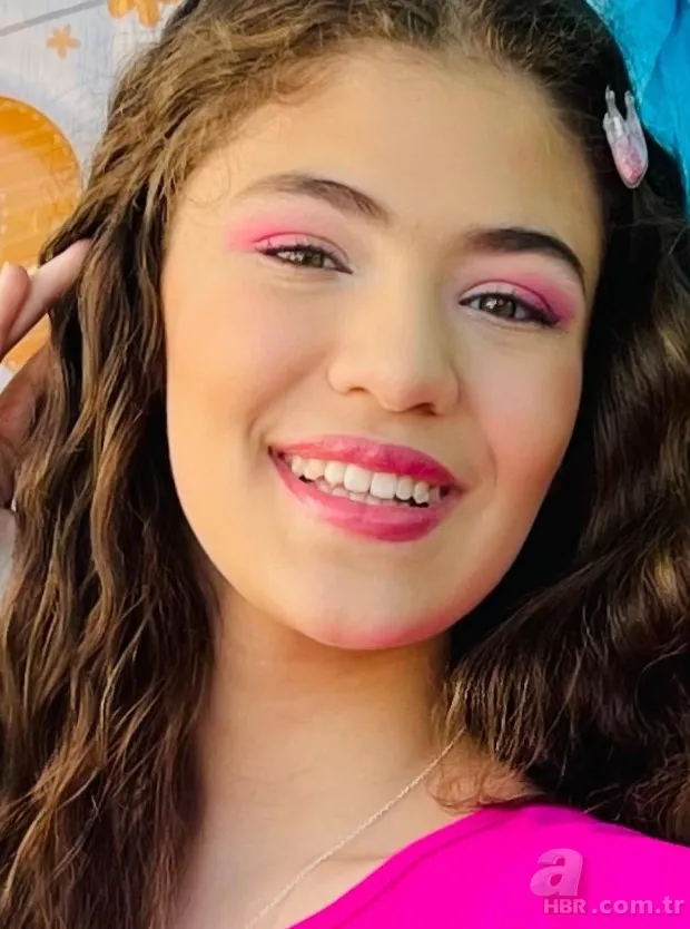 Elif dizisinin minik yıldızı İsabella Damla Güvenilir'in son haline bakın! Tam 10 yıl önce... 16