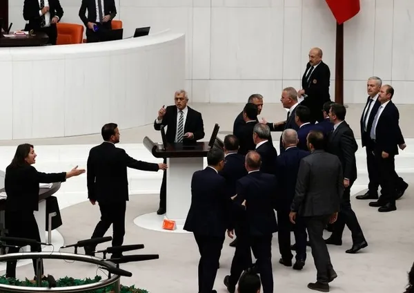 HDP’li Ömer Faruk Gergerlioğlu’ndan TBMM’de Bartın provokasyonu! Mecliste ortalık karıştı! AK Parti ve MHP’li vekillerden tepki