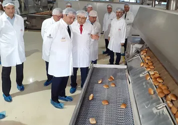 İstanbul'da Ekrem İmamoğlu'ndan ekmeğe zam