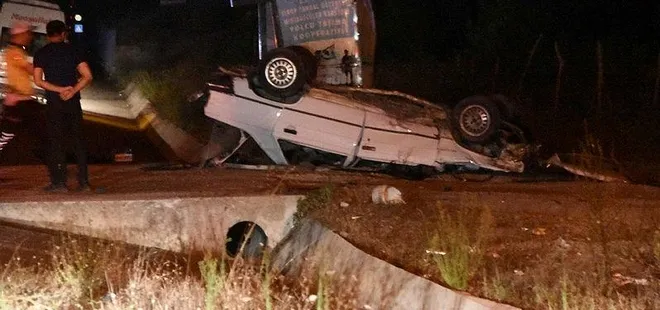 Sinop’ta kaza yapan araç kağıt gibi ezildi