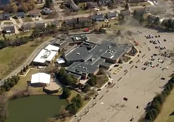 ABD'de peş peşe silahlı saldırılar!