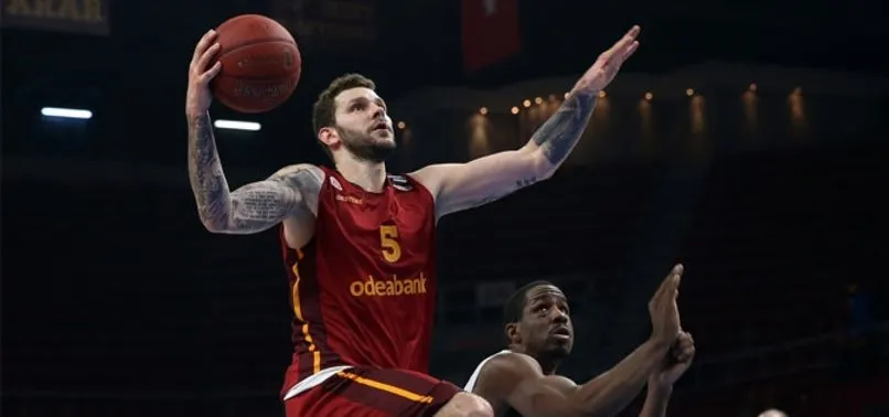GALATASARAY YABANCILARI BIRAKMAK İSTEMİYOR!