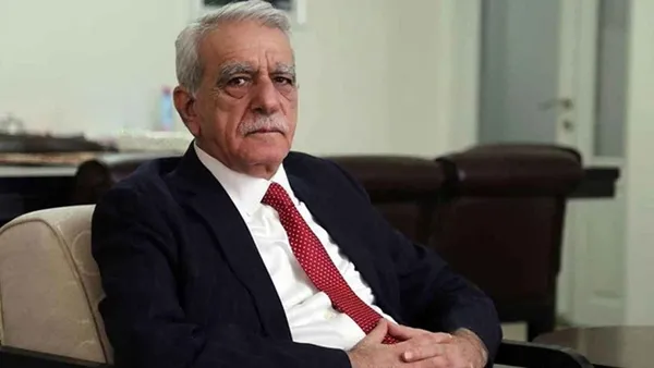 1682264848449.jpg Bay Kemal'in yol arkadaşı HDPKK'lılardan yeni çıkış! Ahmet Türk: Türkiye'nin kanunları değişecek - 7
