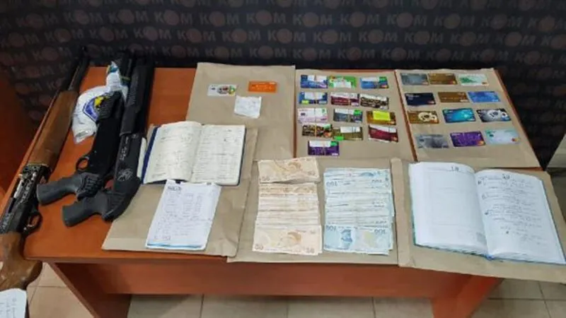 Mersin De Tefeci Operasyonu 29 Gozalti