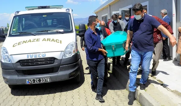 Şoke eden olay: Cenazeler karıştı! İkinci kez toprağa verildi - 2