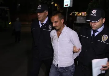 Otobüsteki torbacı kusunca yakayı ele verdi