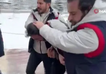 Sivas'ta korkunç olay! Annesini poşetle boğdu ikiz kardeşini silahla öldürdü
