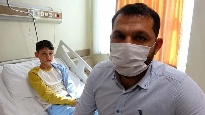 minik-asiye-gibi-kopek-saldirisi-sonucu-yaralanan-berattan-guzel-haber-1645617578486.jpg Minik Asiye gibi köpek saldırısı sonucu yaralanan Berat’tan güzel haber - 2