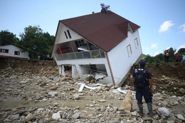 Karadeniz sel ve heyelan riski büyüyor! Uzmanlar uyardı - 2